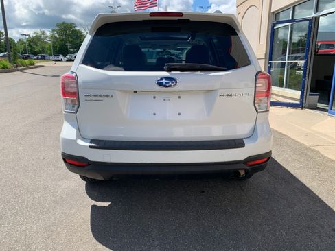 Used 2018 Subaru Forester 2.5i Premium AWD/4WD image 6