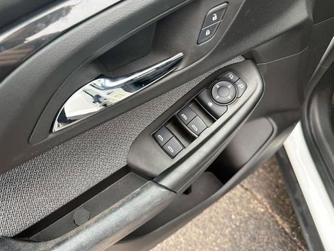 Used 2023 Chevrolet TrailBlazer LT image 38