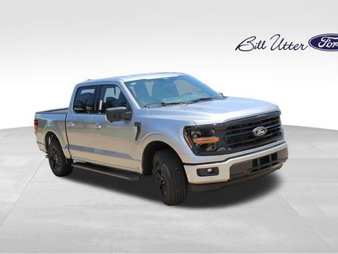 New 2026 Ford F150 XLT w/ Equipment Group 302A MID RWD image 2