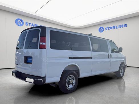 Used 2025 Chevrolet Express 3500 LT w/ LT Preferred Equipment Group image 9