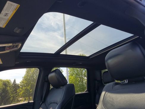 Used 2019 RAM 1500 Sport w/ Level 2 Equipment Group AWD/4WD image 10