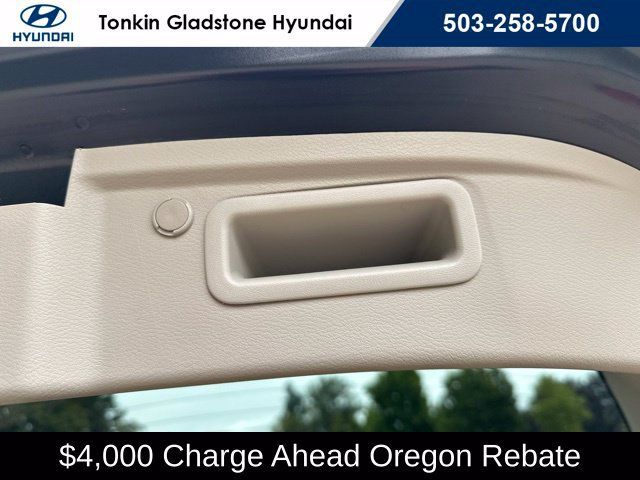 Used 2025 Nissan Leaf S FWD image 19
