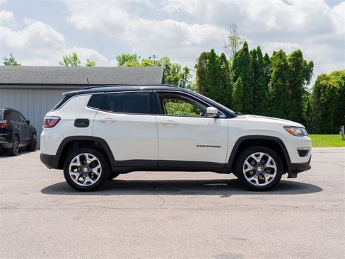 Used 2020 Jeep Compass Limited AWD/4WD image 3