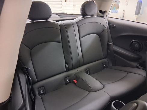 Used 2024 MINI Cooper SE FWD image 36