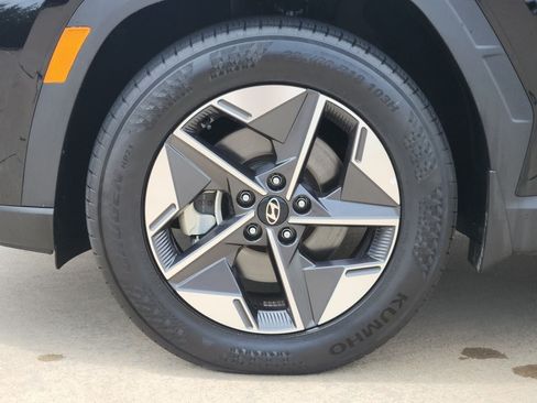 Used 2025 Hyundai Tucson SEL FWD image 9
