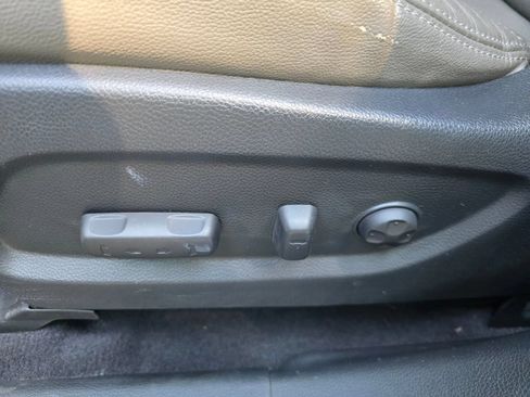 Used 2013 Hyundai Santa Fe Limited AWD/4WD image 25