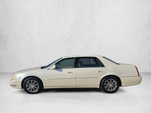 Used 2007 Cadillac DTS Luxury II FWD image 9