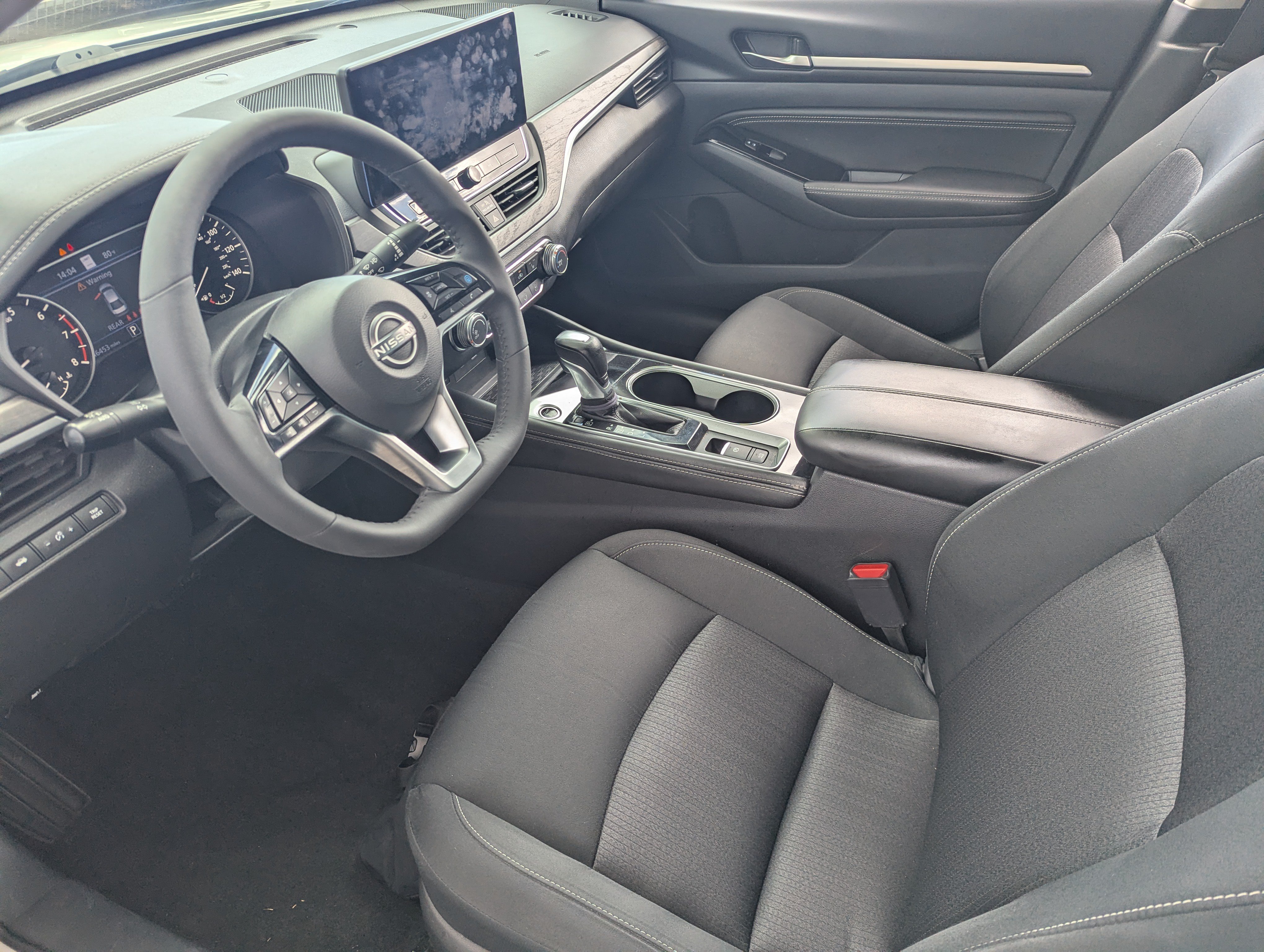 Used 2023 Nissan Altima 2.5 SV w/ SV Premium Package FWD image 18