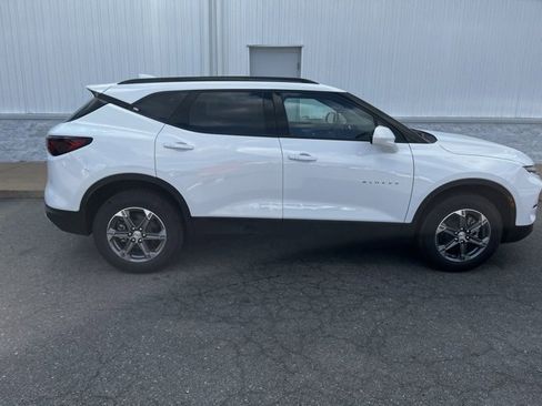 New 2025 Chevrolet Blazer LT w/ Convenience Package image 19
