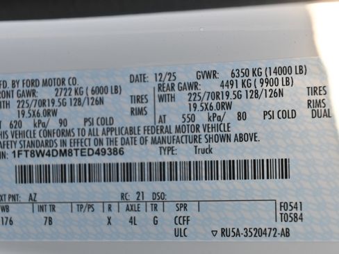 Used 2026 Ford F450 Platinum w/ FX4 Off-Road Package image 35