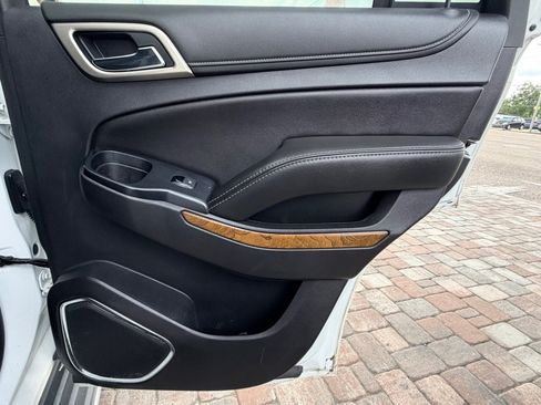 Used 2020 GMC Yukon Denali AWD/4WD image 30