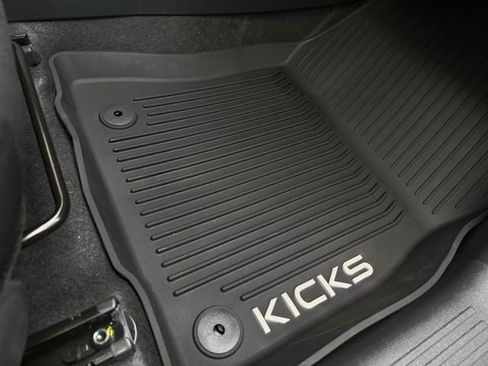 New 2026 Nissan Kicks S image 27