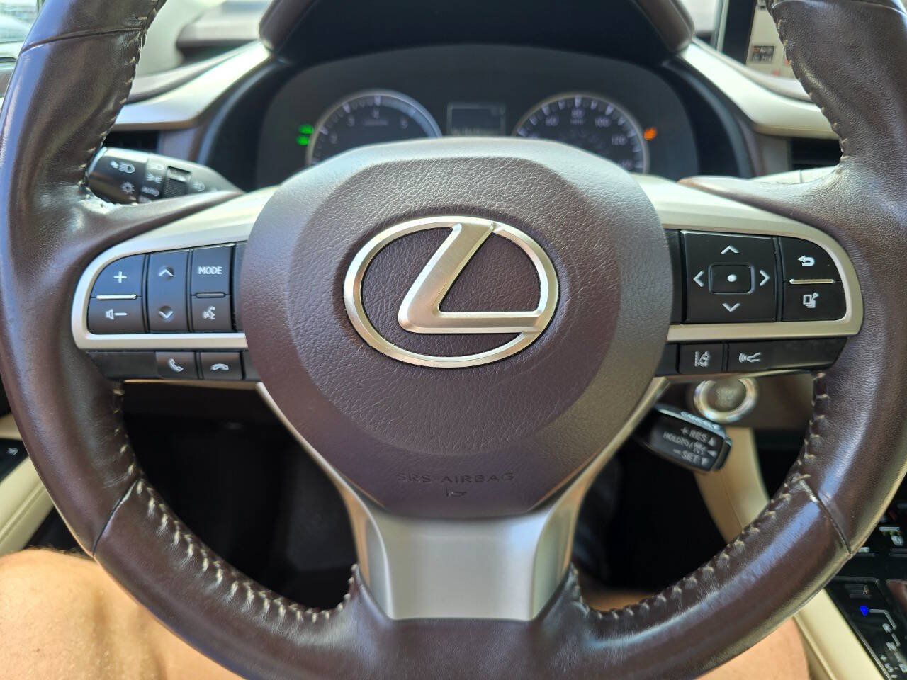 Used 2018 Lexus RX 350 AWD w/ Premium Package image 18