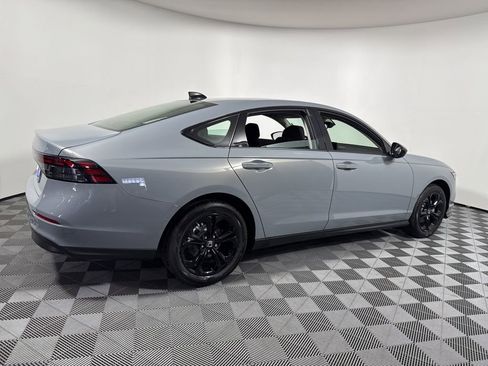 New 2025 Honda Accord SE image 7