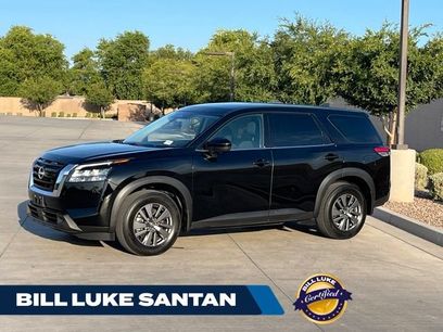 Used 2025 Nissan Pathfinder S
