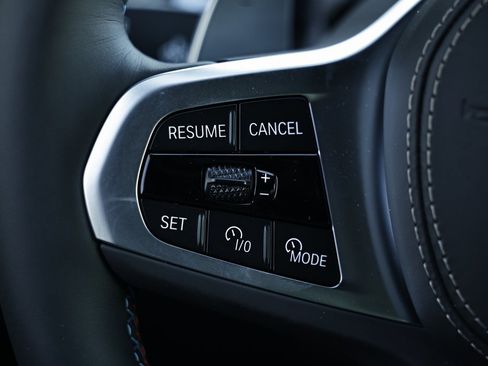 New 2026 BMW X5 M60i w/ Climate Comfort Package image 34