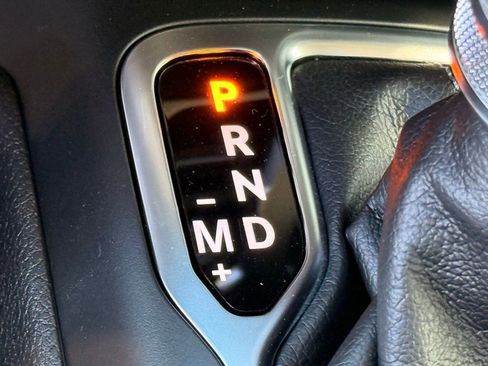 New 2026 Jeep Gladiator Sport AWD/4WD image 18