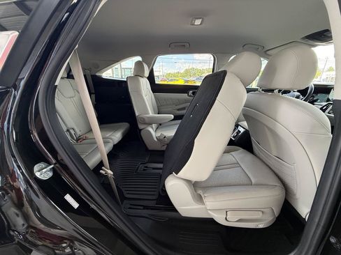 Used 2022 Kia Sorento AWD SX Prestige Plug-In Hybrid image 37