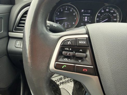 Used 2018 Hyundai Elantra Value Edition FWD image 20