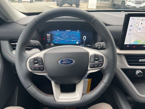 New 2026 Ford Explorer Active image 21