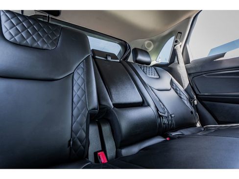 Used 2024 Ford Edge Titanium image 24