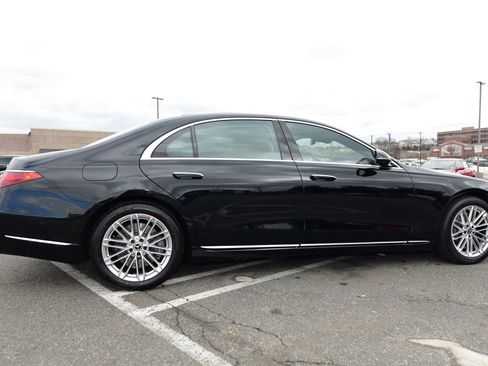 Used 2022 Mercedes-Benz S 580 4MATIC Sedan image 9