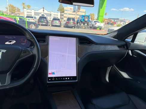 Used 2020 Tesla Model S Long Range AWD/4WD image 21