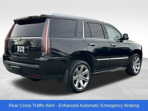 Used 2020 Cadillac Escalade Premium Luxury image 26