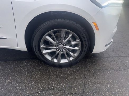 Used 2023 Buick Enclave Avenir w/ Avenir Technology Package image 9