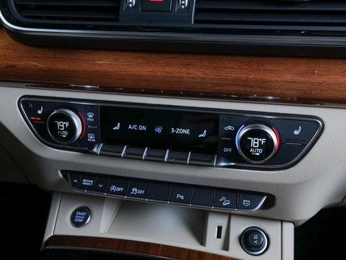 Certified 2023 Audi Q5 2.0T Premium w/ Convenience Package image 15