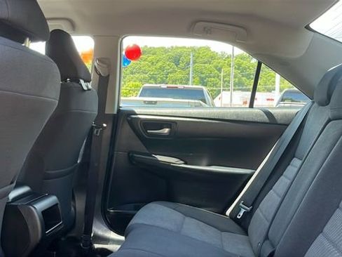 Used 2016 Toyota Camry LE FWD image 20