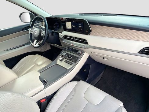 Used 2021 Hyundai Palisade SEL w/ Premium Package image 15