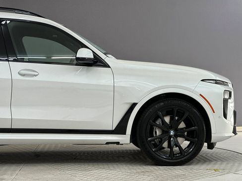 Certified 2024 BMW X7 xDrive40i w/ M Sport Package AWD/4WD image 37