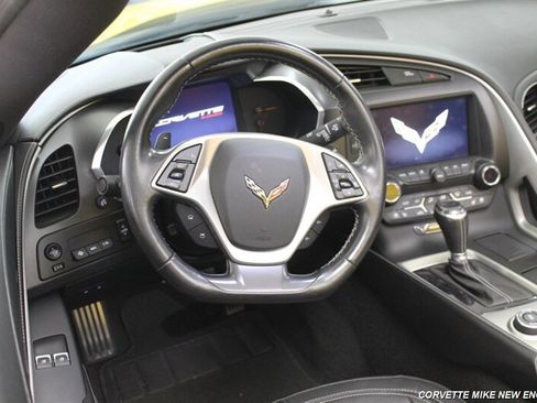 Used 2016 Chevrolet Corvette Stingray Convertible w/ 2LT Preferred Equipment Group RWD image 35