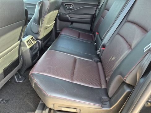 Used 2017 Honda Ridgeline Black Edition image 10