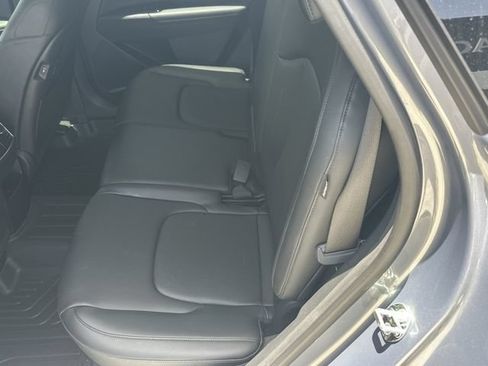 Certified 2025 Kia Sportage EX FWD image 12