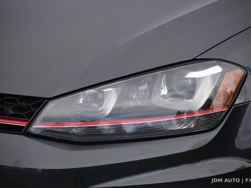 Used 2017 Volkswagen GTI SE FWD image 35