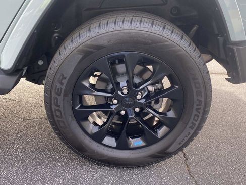 Used 2023 Jeep Wrangler Sahara w/ Cold Weather Group image 13