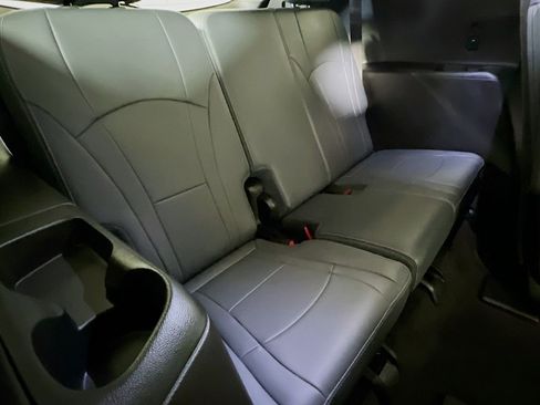 Used 2024 Buick Enclave Essence w/ Experience Buick Package AWD/4WD image 24