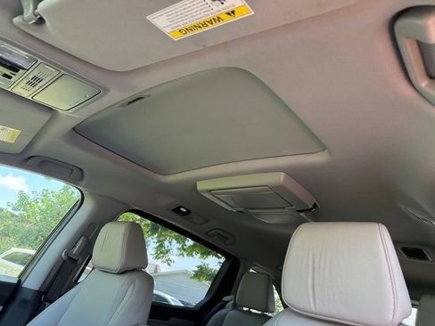 Used 2019 Honda Odyssey EX-L image 16