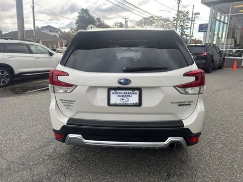 Used 2023 Subaru Forester Touring image 4