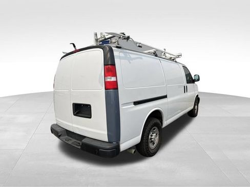 Used 2022 Chevrolet Express 2500 w/ Safety Package RWD image 5