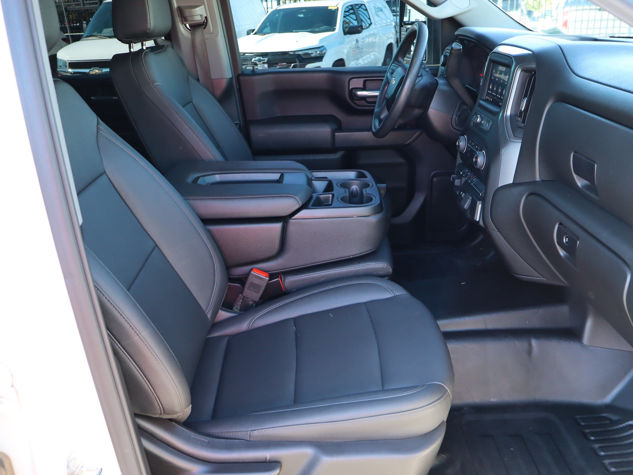 Used 2024 Chevrolet Silverado 2500 W/T w/ WT Convenience Package AWD/4WD image 34