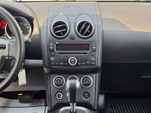 Used 2009 Nissan Rogue S FWD image 17