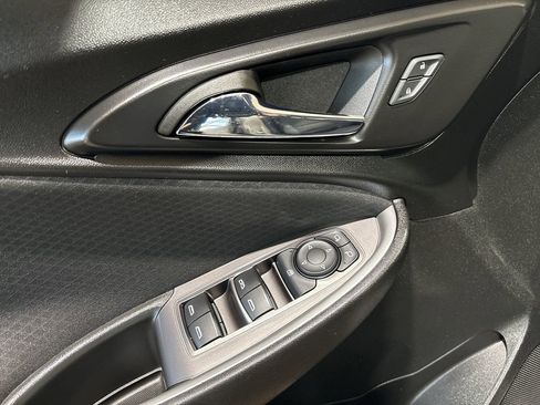 Used 2023 Chevrolet Malibu LT image 13