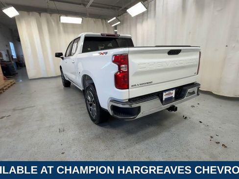Certified 2024 Chevrolet Silverado 1500 LT image 9