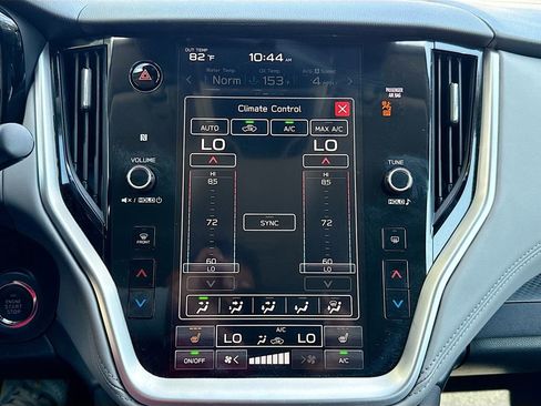 Used 2024 Subaru Outback Premium image 16