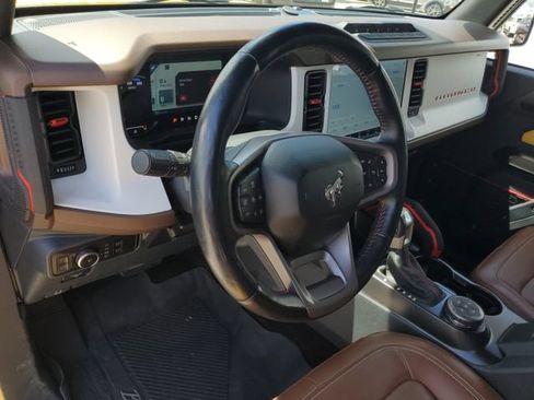Used 2024 Ford Bronco Heritage Edition AWD/4WD image 12
