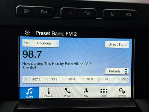 Used 2017 Ford F350 Platinum w/ Platinum Ultimate Package image 16