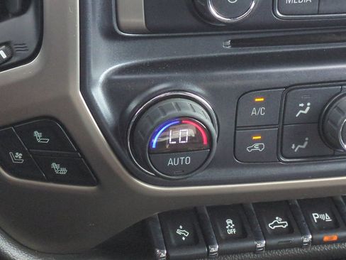 Used 2018 GMC Sierra 1500 Denali w/ Denali Ultimate Package AWD/4WD image 28